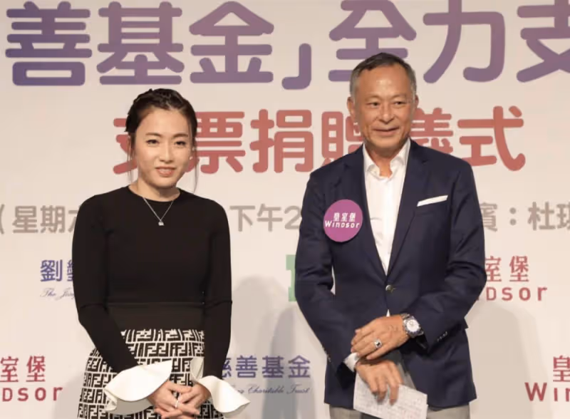 劉鑾雄資助71歲TVB綠葉黎彼得,代繳手術費及給予生活費,視對方為偶像,網友:滿滿正能量