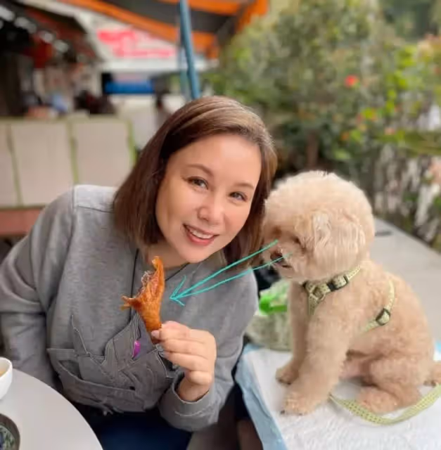 失婚又罹癌！資深女星「不向前夫伸手」拉拔2女兒長大　「創業慘賠卻拒裁員」45歲再婚：真愛來得剛剛好