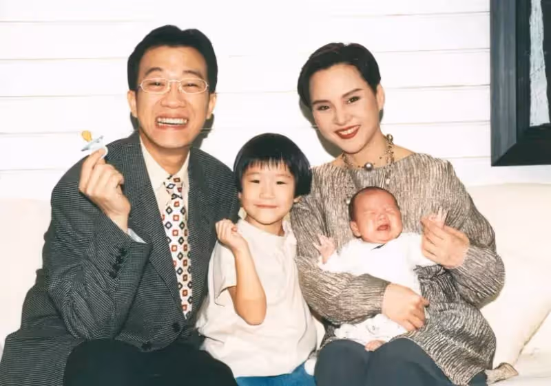 68歲夏玲玲2婚嫁小10歲男,被酸「不超3個月」婚後為家犧牲34年「熟年圓夢」獲新身份:不怕老不服輸