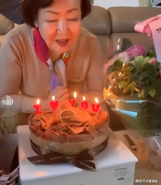 爲了追愛大S,具俊曄缺席「母親77歲大壽」飛到台灣 兒媳已隔空送祝福:會引發婆媳矛盾嗎