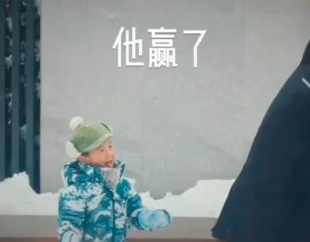 黃磊孫莉曝光隱藏四年小兒子，小巧可愛但長相一般，或將進娛樂圈