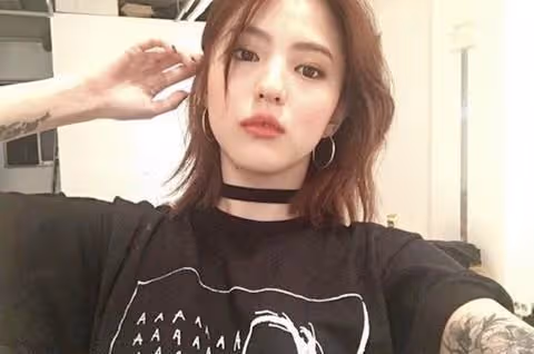 母胎美人無誤!韓韶禧高中自拍照流出,網讚嘆:是天然系美女