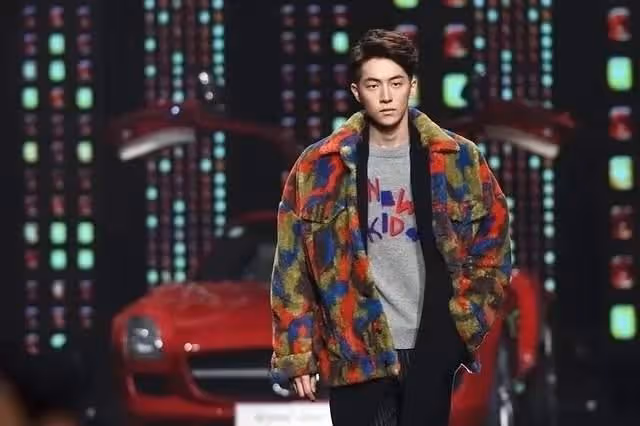 曾一年四季只有大碗面吃的他，是如何成長為大熱演員的呢？