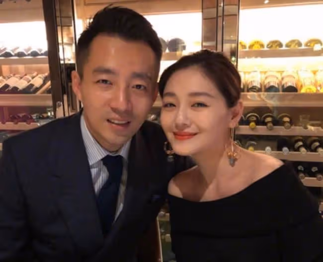 與大S宣布離婚，汪小菲被曝已另結新歡，對象年輕貌美比他更有錢