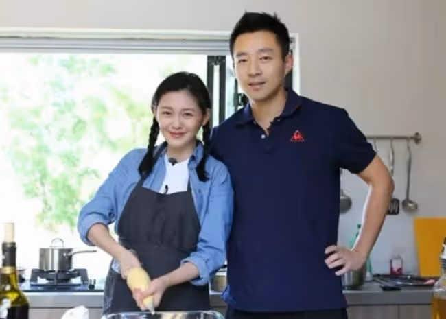 與大S宣布離婚，汪小菲被曝已另結新歡，對象年輕貌美比他更有錢
