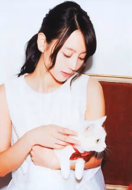 日本這位國民女神已退圈6年,仍有人為她可惜...