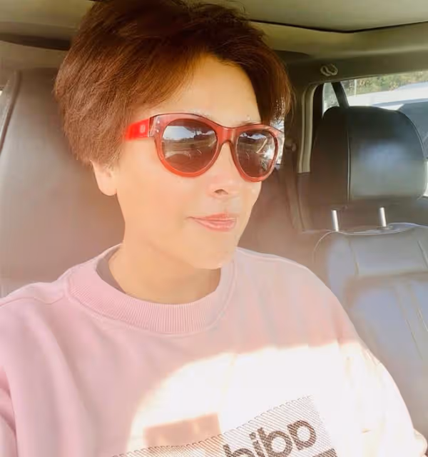 48歲蘇瑾近況,當紅時遠嫁國外卻離婚收場,單身多年已低調復出