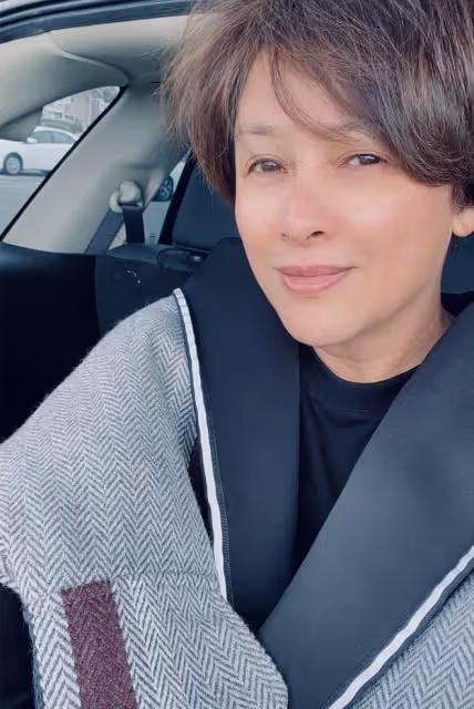 48歲蘇瑾近況,當紅時遠嫁國外卻離婚收場,單身多年已低調復出