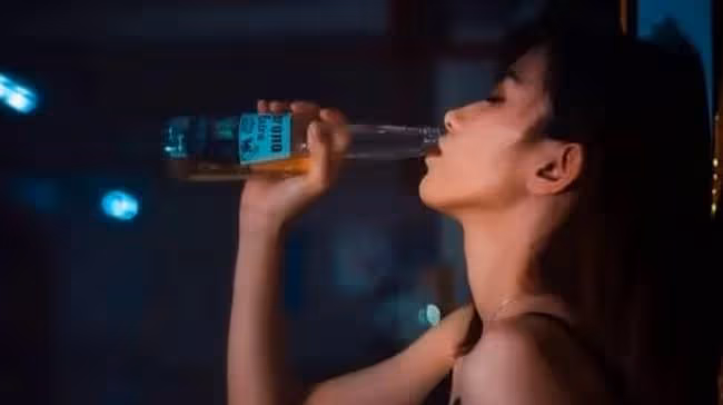 「下次來我家吧！」一向純真的媳婦，背著我往家裡領男人