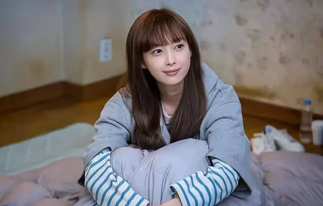10年AA婚姻結束前夕，丈夫：我媽要做手術，20萬手術費，A完再離