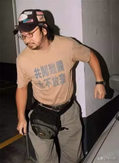 兄弟齊心！劉德華親弟叱吒商場「坐擁兩億身價」為人低調 打扮親民「留落腮鬍身材壯碩」享受人生
