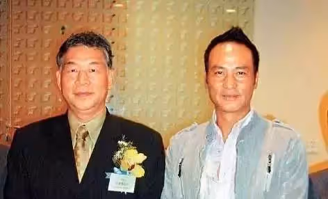 劉德華稱他大哥，向華強都要給他面子，任達華的背景到底有多強？