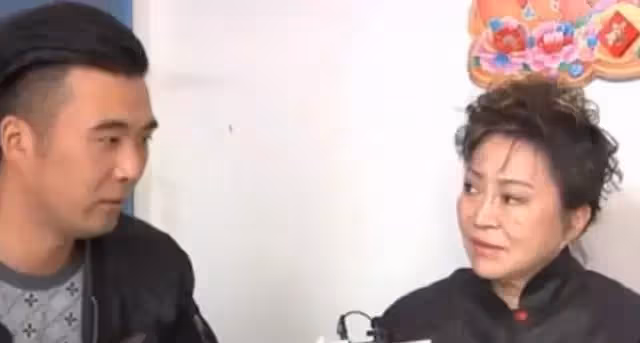 強勢婆婆到兒媳家大鬧三次,導致兒媳離婚,如今又哭訴帶孫子太累