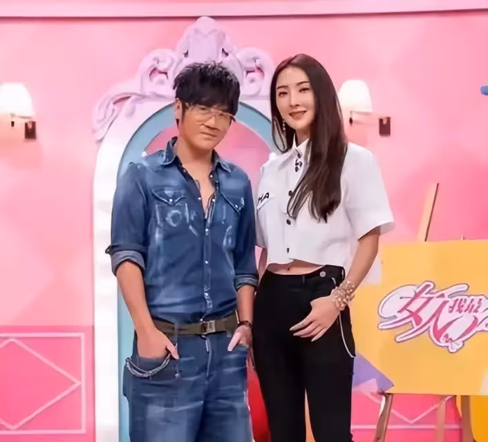 曹格深夜喊話藍心湄：可以不要帶我的老婆認識男人嗎