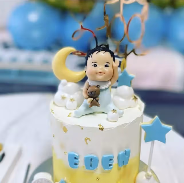楊怡曬照為二胎慶百日,羅仲謙與兒子溫馨互動,弟弟英文名首曝光:兒女雙全很幸福