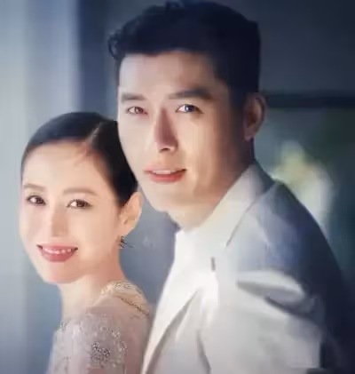 「世紀情侶」玄彬孫藝珍婚禮請柬曝光， 林允兒等圈內好友出席