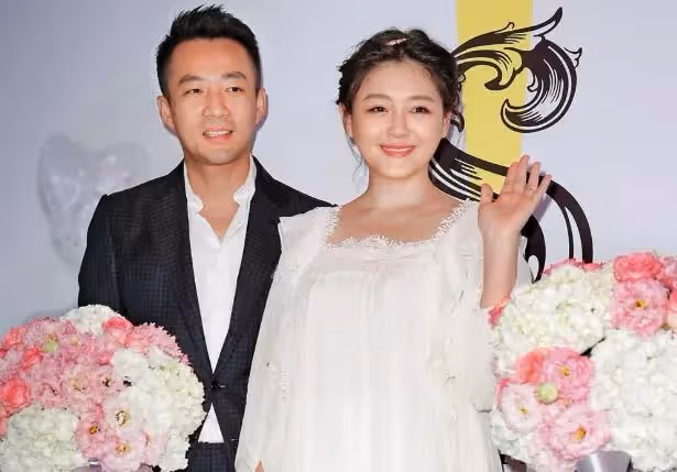 汪小菲大S婚變始末：偽豪門、拜金女，遮羞布一掀，分離是必然
