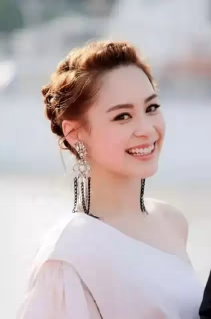 被稱苦命女神！因前夫越過底線離婚　如今前夫火速二婚「她卻捨不得公婆」強忍別離 ！
