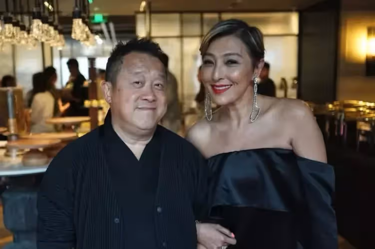 參加好友婚禮!曾志偉喝醉上台「邀賓客一起默哀」全場傻眼 「婚姻結局一語成讖」新娘也是明星