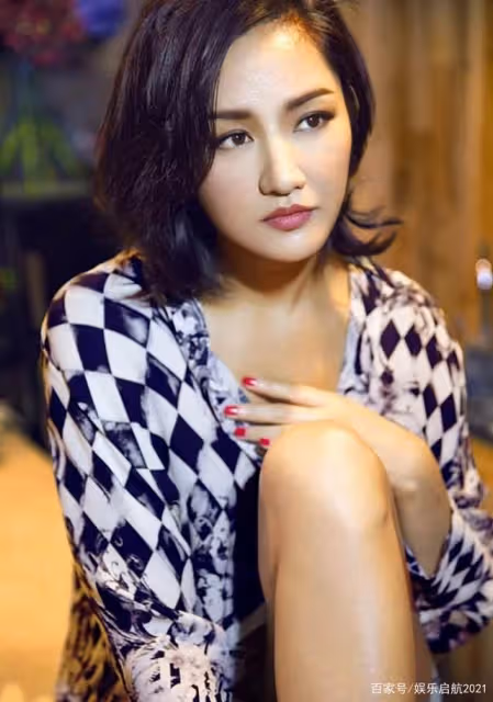 內地天王羅中旭車禍後,女友瞿穎全天貼身護理,康復後她卻被甩了
