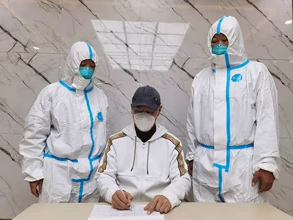 當紅女星母親貪污3.5億，被判無期！報應終於來了！