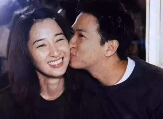 老婆家廁所比我房子都大！張家輝當岳父母面豪喊「我會配得上你」謝她拋事業「偷偷照顧重病姐」：餘生換我照顧你