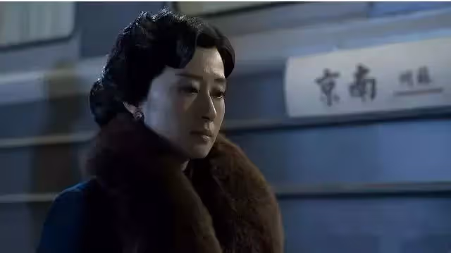 她「37歲離婚40歲爆紅」!做了7年主婦「中年叛逆甩開婚姻」:人生從來不止一種活法