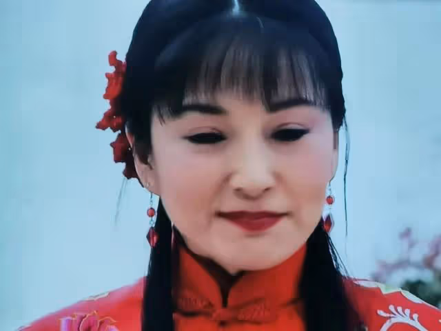 妻子幹活突然發現自己懷孕了，為比自己小八歲的老公生下了兒子