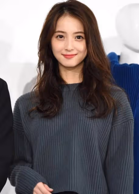悲慘女神佐佐木希:幼年因父親走上太妹路,如今丈夫讓她顏面盡失