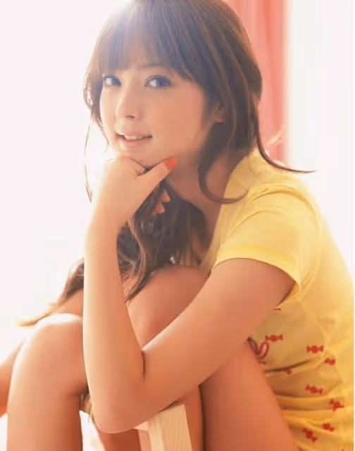 悲慘女神佐佐木希:幼年因父親走上太妹路,如今丈夫讓她顏面盡失