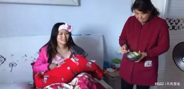兒媳在朋友圈曬月子餐,兒子見後回家質問母親,婆婆:不知好歹