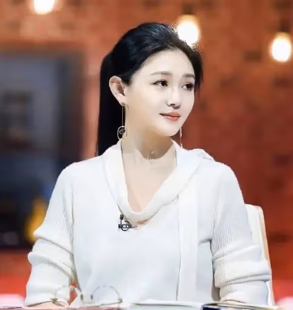 不度蜜月先賺錢,具俊曄宣布工作日程,這是要當上門女婿?