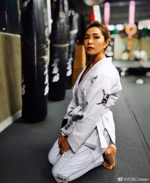 靠自強！香港女星從歌手變餐廳老闆娘，更經歷家暴離婚做單親媽媽