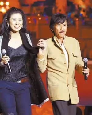 被閨蜜葉倩文「公開搶走老公」!林子祥前妻「陪丈夫20年從無到有」卻只能黯然離場:愛情要對等才長久!