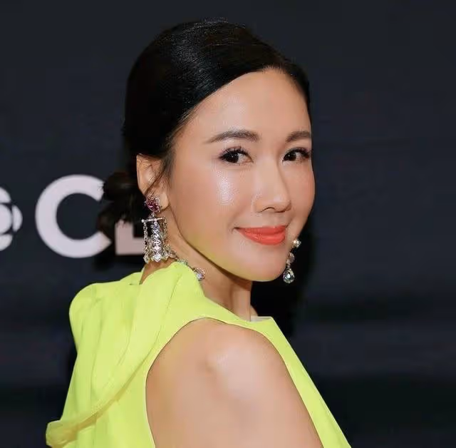 突發!香港知名女星患上免疫系統疾病,導致眼睛受損無法正常開工