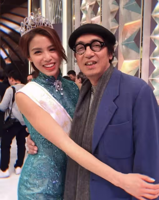 港姐雷莊兒重返選美舞臺,早與牙醫男友分手,狀態大勇積極拉票,懶理被稱為「最丑港姐」