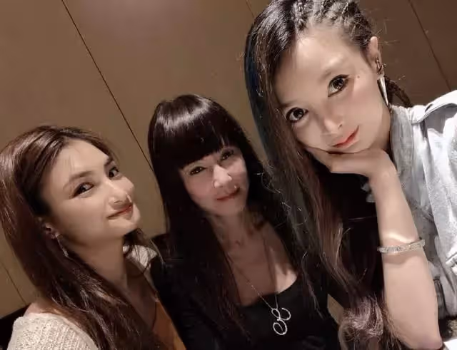 相差12歲!大哥曝「爸爸40歲才生下羅霈穎」是家中掌上明珠 「替妹妹整理遺物」回顧一甲子手足情:她心思細膩