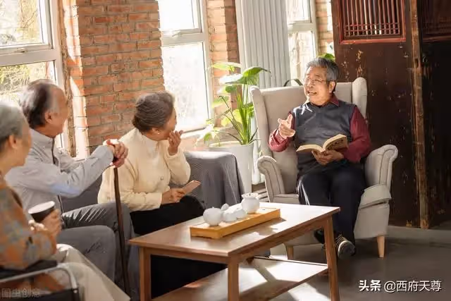 老人該不該把存款交給子女？這位老人的做法聰明又有效