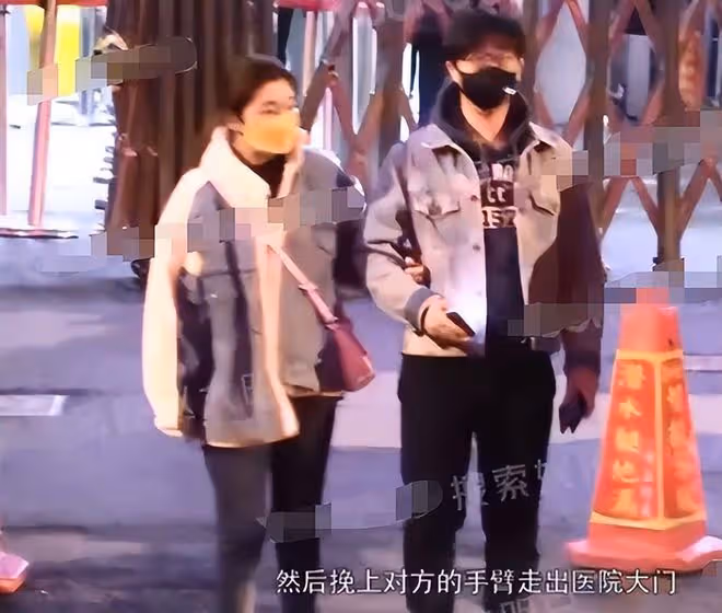 Selina小男友首曝正臉!皮膚白皙外形稚嫩,兩人相差7歲感情甜蜜