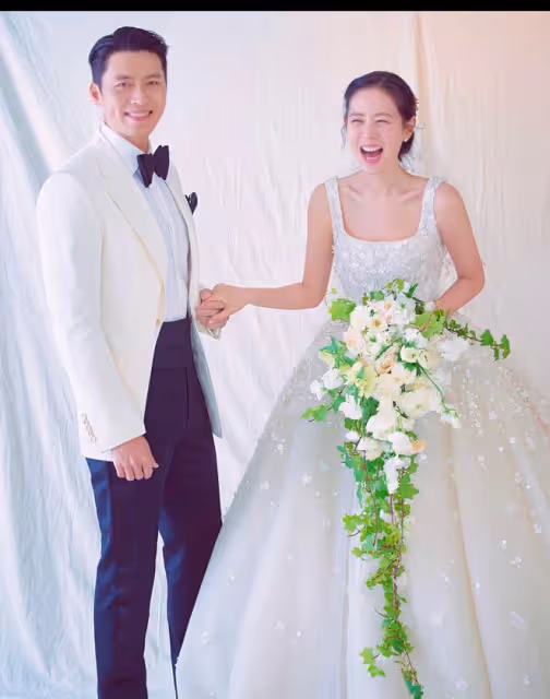 他們結婚啦!