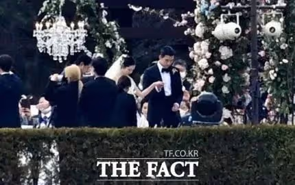 他們結婚啦!