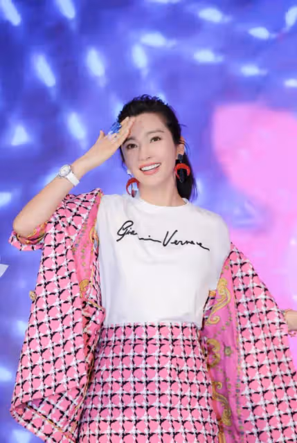李冰冰自曝身體出問題！疲憊怕冷長期失眠，吃藥治療無用徹底絕望
