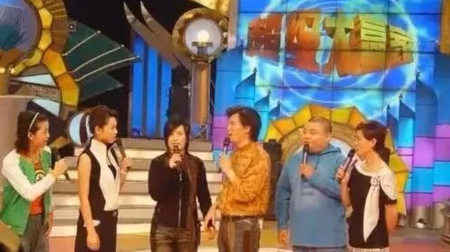 周群：與郭德綱傳緋聞，被大張偉調侃打美容針，老公身份至今是謎