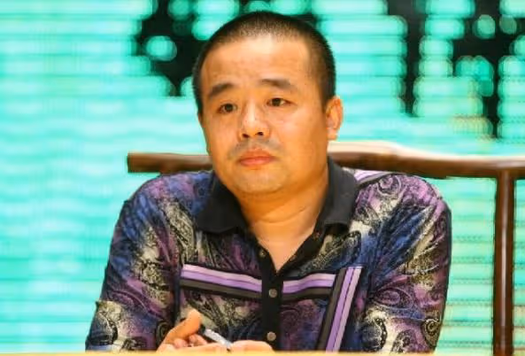 郭德綱在德雲社已經沒實權了，除了妻子王惠，這三人才是幕後老闆