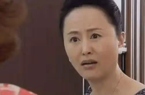 結婚婆家給二十萬彩禮，婚後第二天婆婆問我要回彩禮