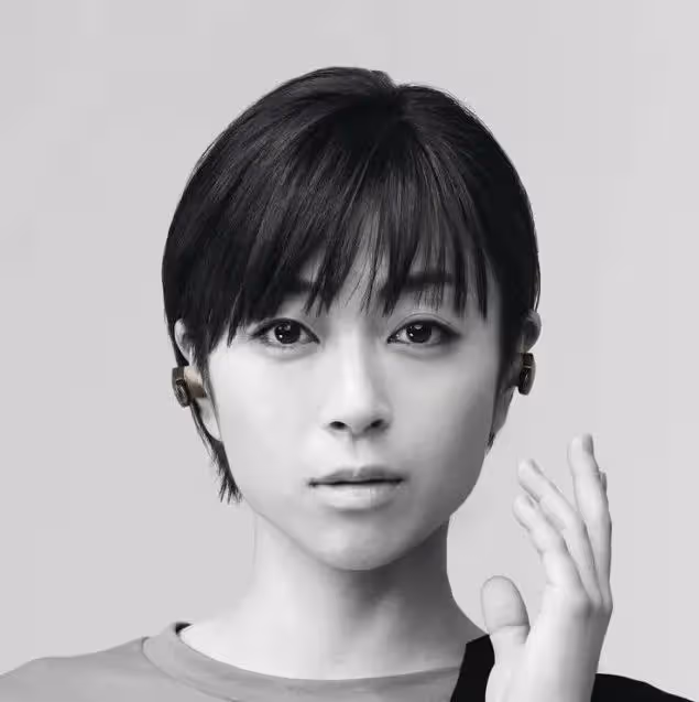 16歲女孩打敗王菲，成為亞洲最賺錢藝人：她一開口，就成了神話