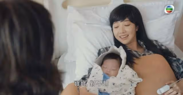 十月初五的月光！TVB力捧港姐首次擔正，一人分飾三角，大受好評
