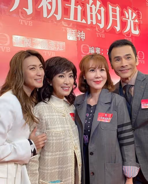 厲害！TVB小花何依婷新劇中挑戰分飾三角，靠神態區分相當考演技