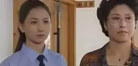 趙本山對這個小姨子比於月仙還好，趙本山為她背上任人唯親的惡名