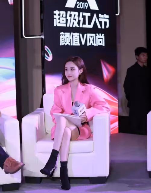 頂流網紅雪梨偷逃稅被罰千萬，官方下令恐遭封殺：有一些主播，開始慌了